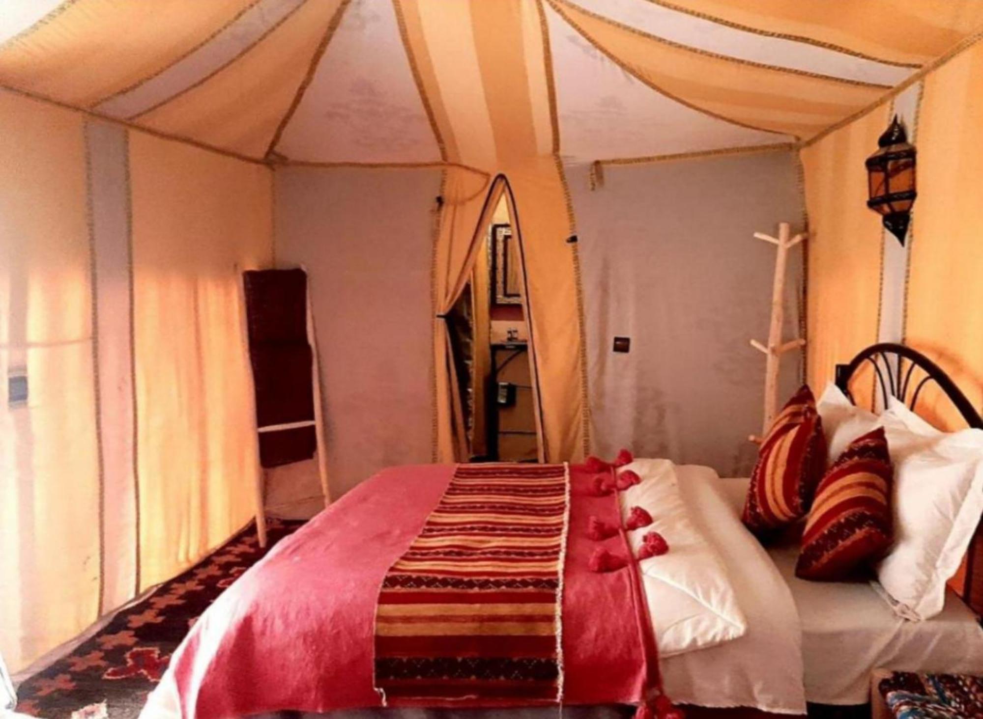 Luxury Bedouin Camp Bed and Breakfast Merzouga Eksteriør billede